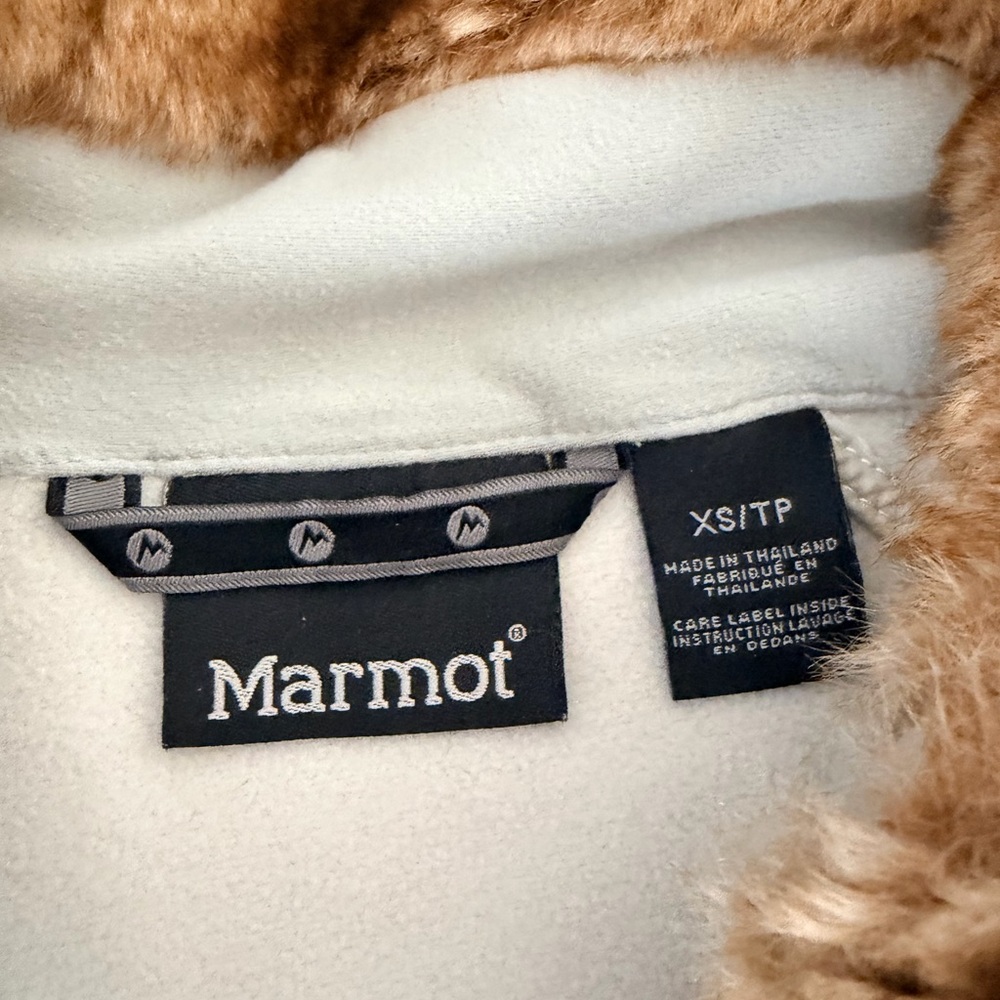 Marmot Furlong Jacket with Brown Faux Fur Hood - Picture 4 of 5